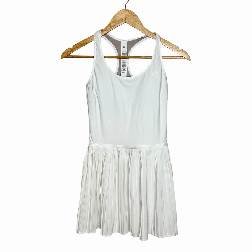 Lululemon Scoop Neck Pleated Linerless Tennis Dress White Womens Sz 2 Athletic